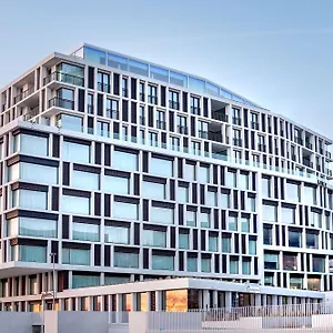 4* 호텔 Radisson Blu Hotel,
