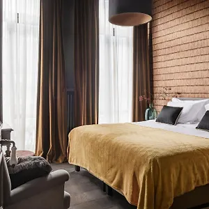  Vakantiehuis Splinternieuwe In Oud Bankgebouw